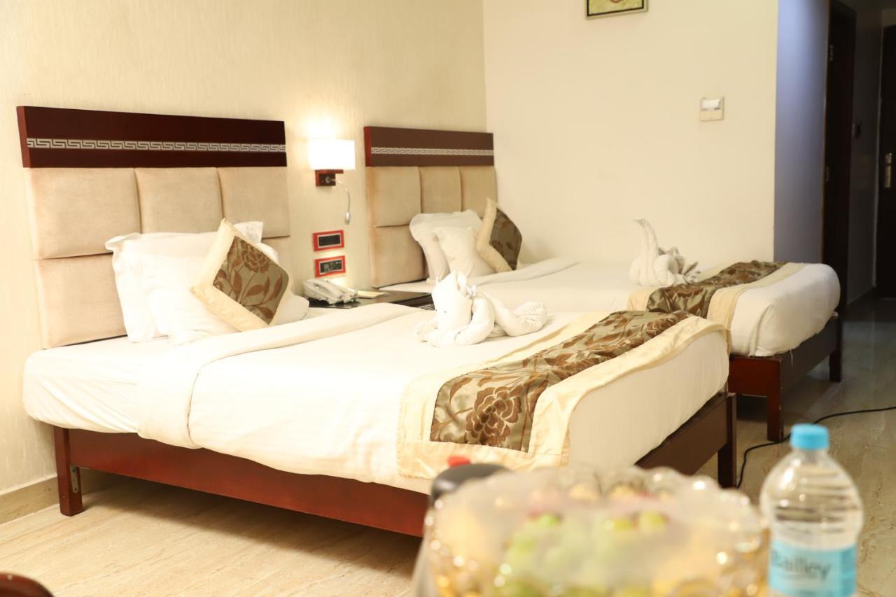 Republic Hotel Patna  Luaran gambar