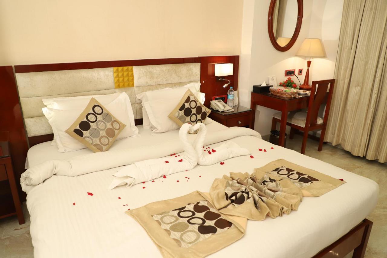 Republic Hotel Patna  Luaran gambar