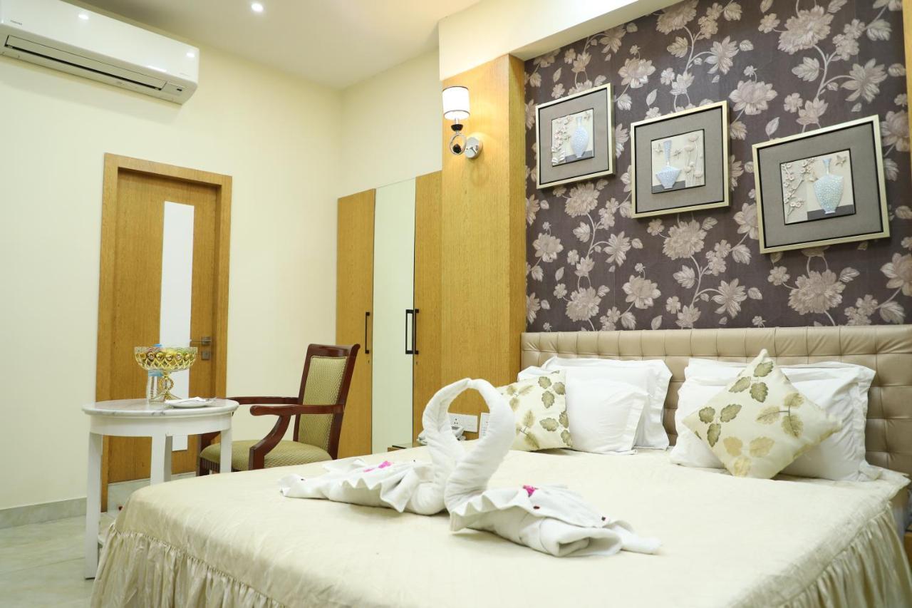 Republic Hotel Patna  Luaran gambar