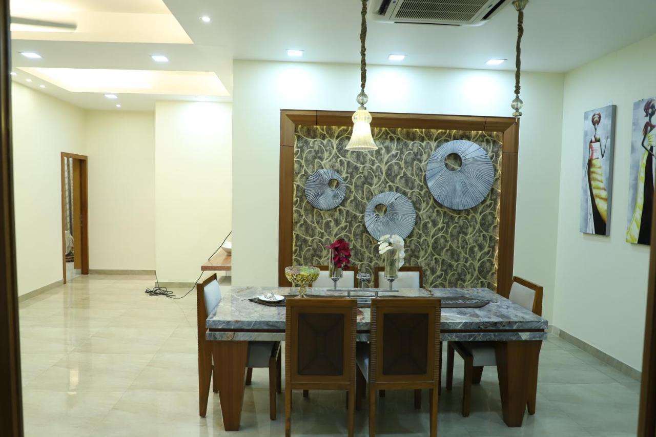 Republic Hotel Patna  Luaran gambar