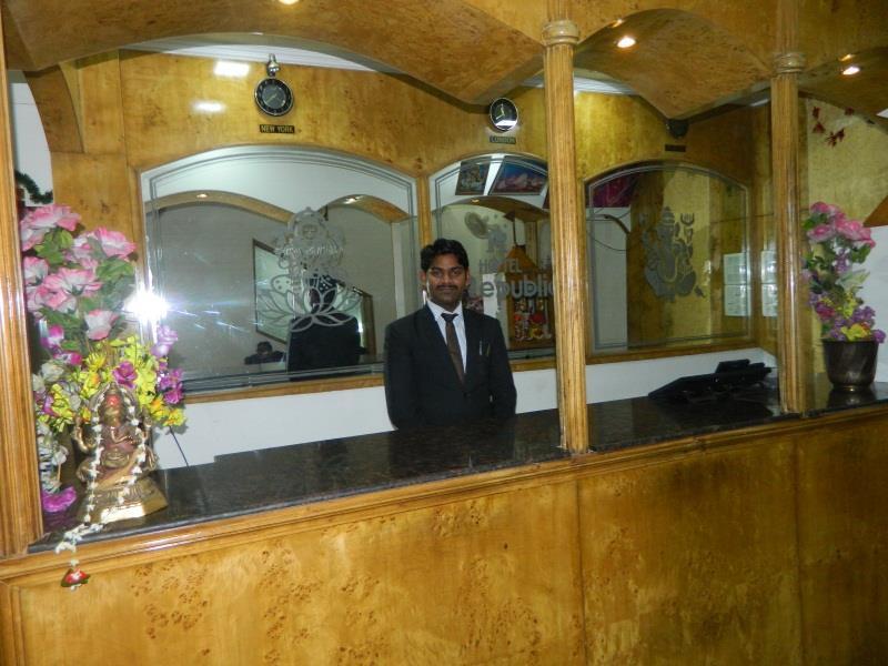 Republic Hotel Patna  Luaran gambar