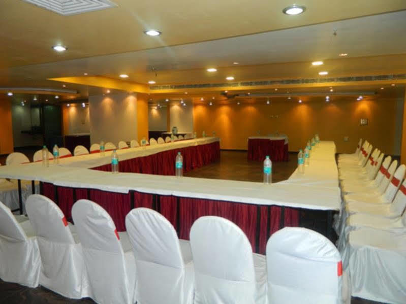 Republic Hotel Patna  Luaran gambar