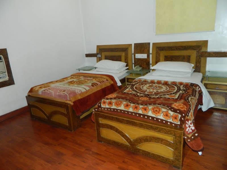 Republic Hotel Patna  Luaran gambar