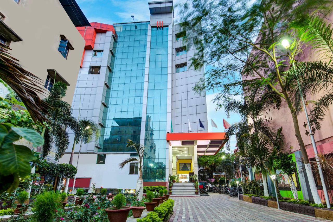 Republic Hotel Patna  Luaran gambar